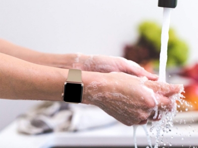 Силиконова каишка за Apple Watch Series 1/2/3 42mm / Series 4/5/6/SE 44mm, Бежов